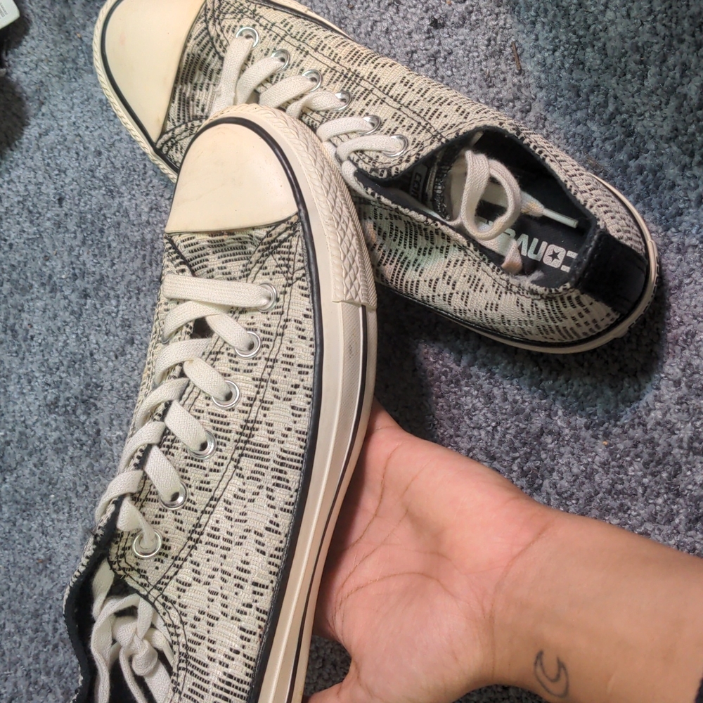 Patterned Low-Top Converse - Picture 4 of 4